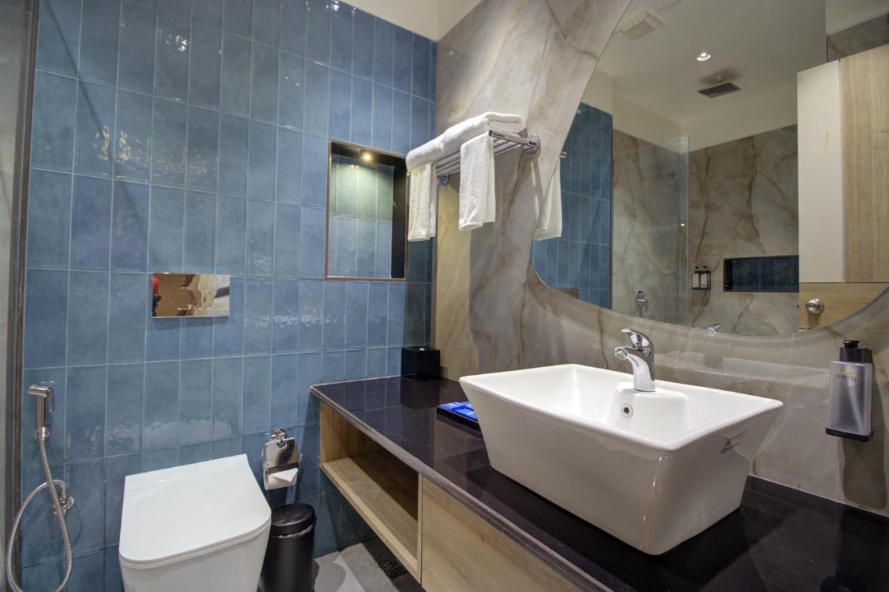 Cygnett Collection K K Hotel Faizabad ภายนอก รูปภาพ