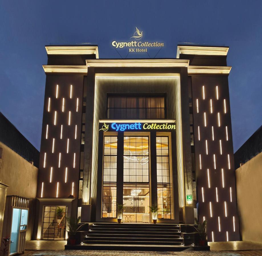 Cygnett Collection K K Hotel Faizabad ภายนอก รูปภาพ